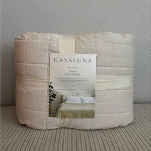 NWT King Heavyweight Linen Blend Quilt Natural - Casaluna